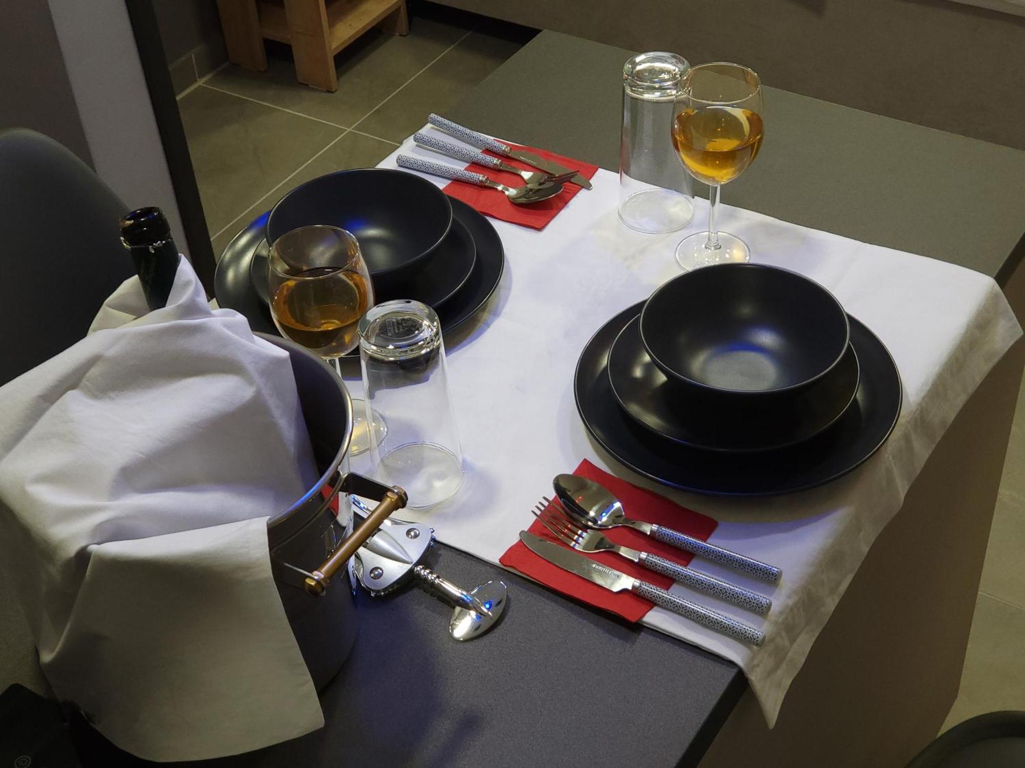 Dione Luxury Business Suite In The Heart Of Aten Exteriör bild