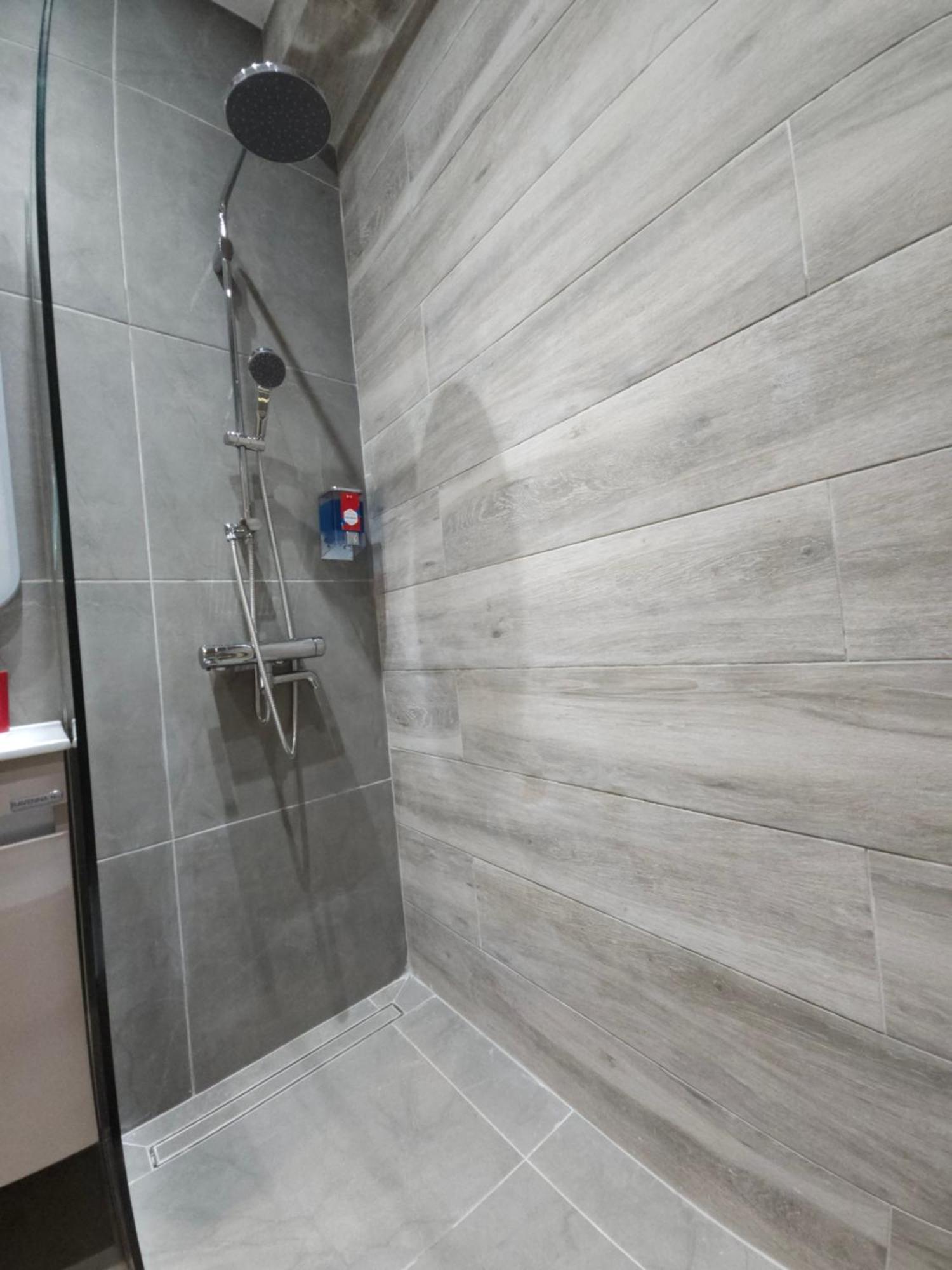 Dione Luxury Business Suite In The Heart Of Aten Exteriör bild